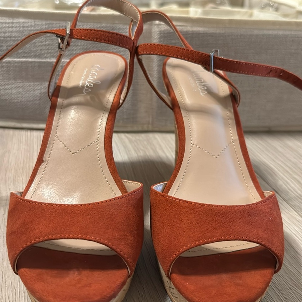 Copper and cork wedges
